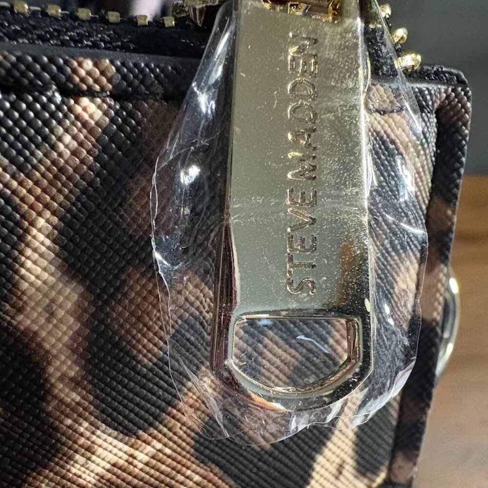 Steve Madden Leopard Crossbody Bag NWT - Picture 4 of 9